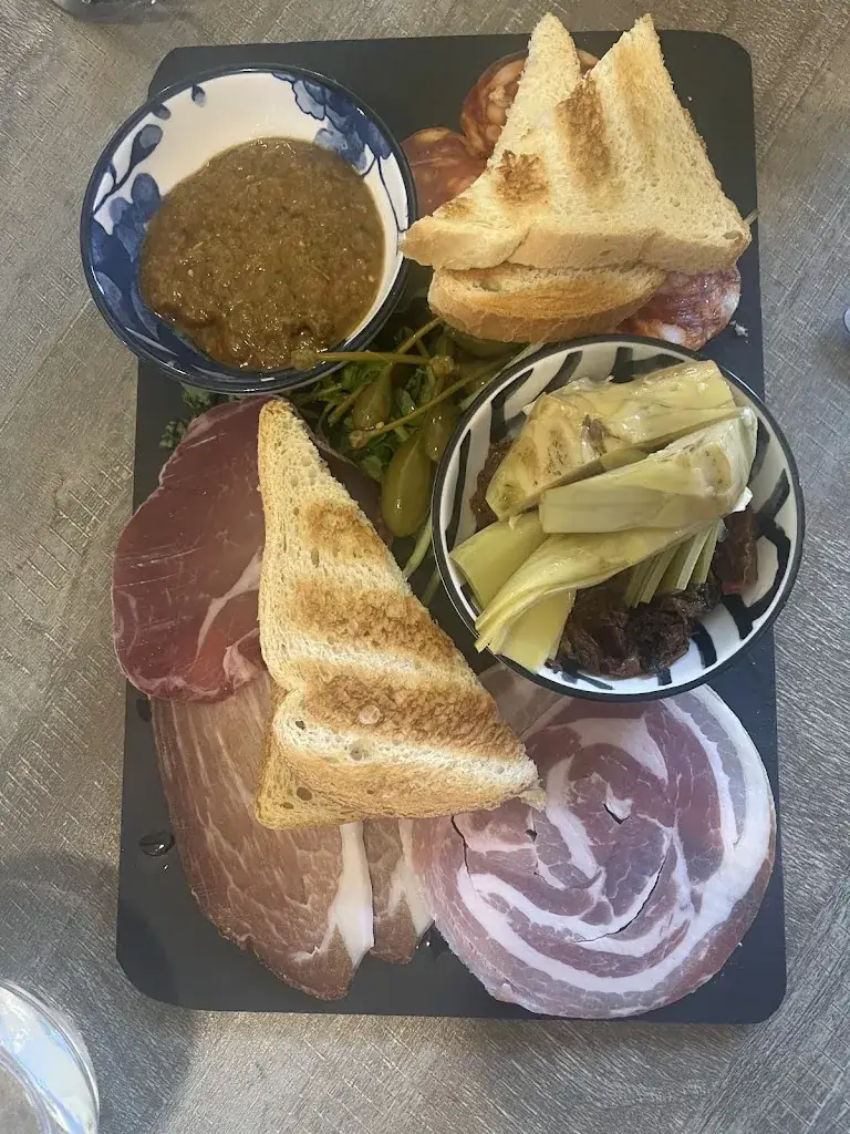 Bald1 Dowd_Le Coin Charentais_Mainxe-Gondeville_review