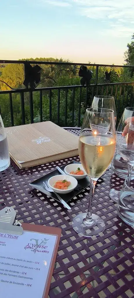 Menu_Restaurant @ Château de L'Yeuse_Châteaubernard_image_7