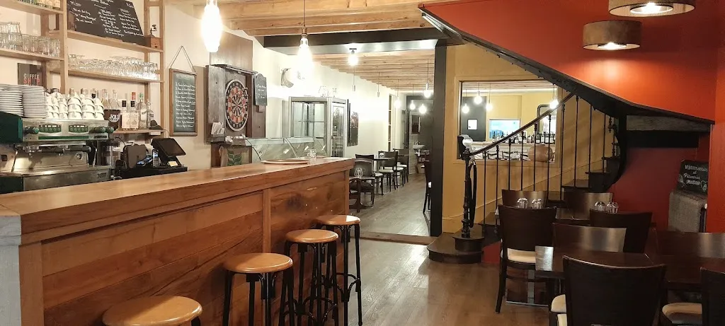 Vignes & Lilas restaurant in Châteauneuf-sur-Charente