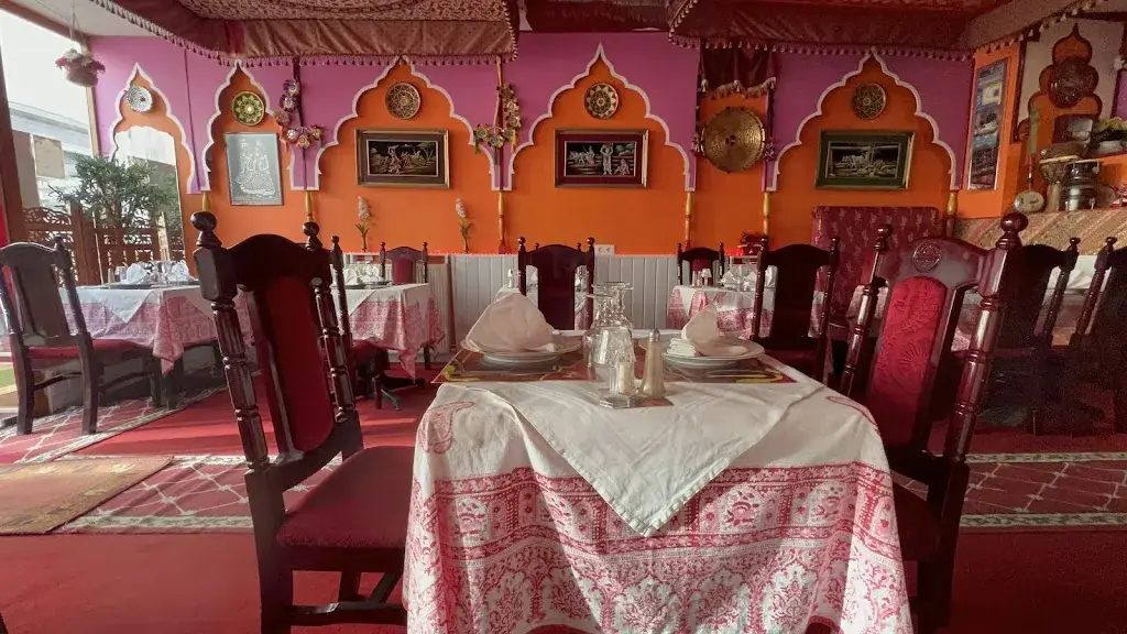 TAJMAHAL_Cognac_slider_image_1