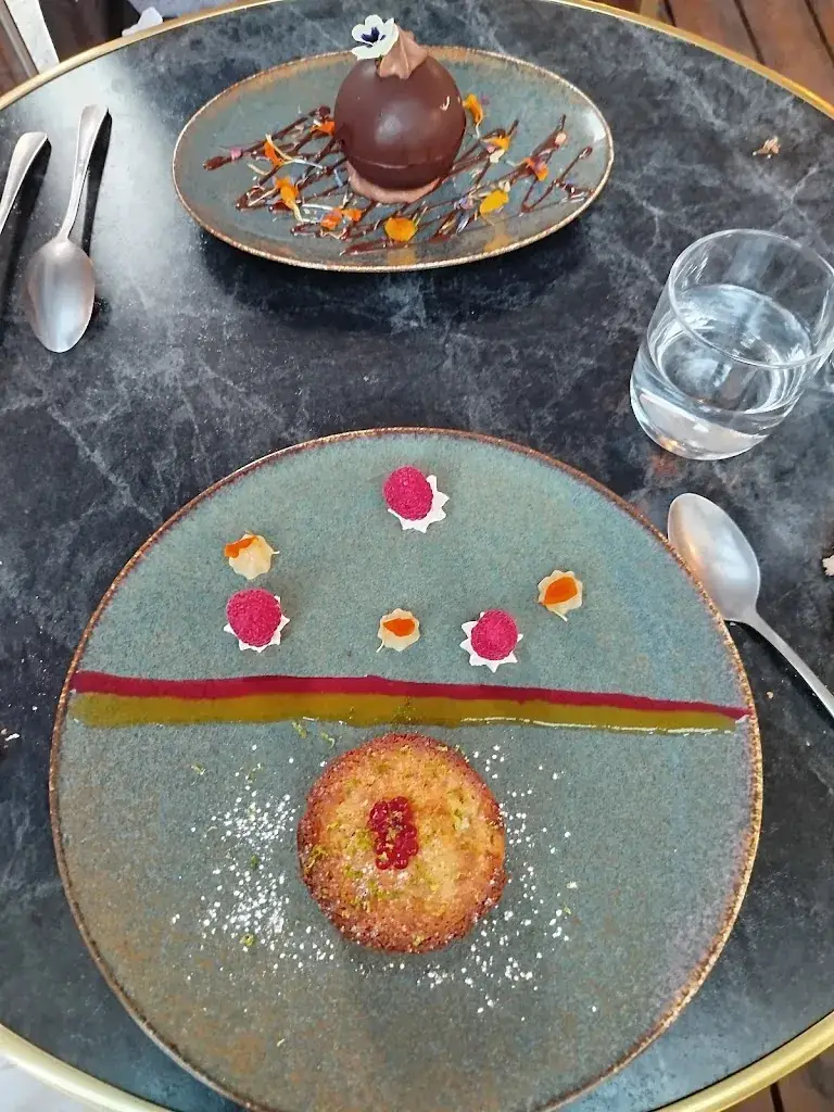 Isabelle lhuillier_Siblings_Cognac_review