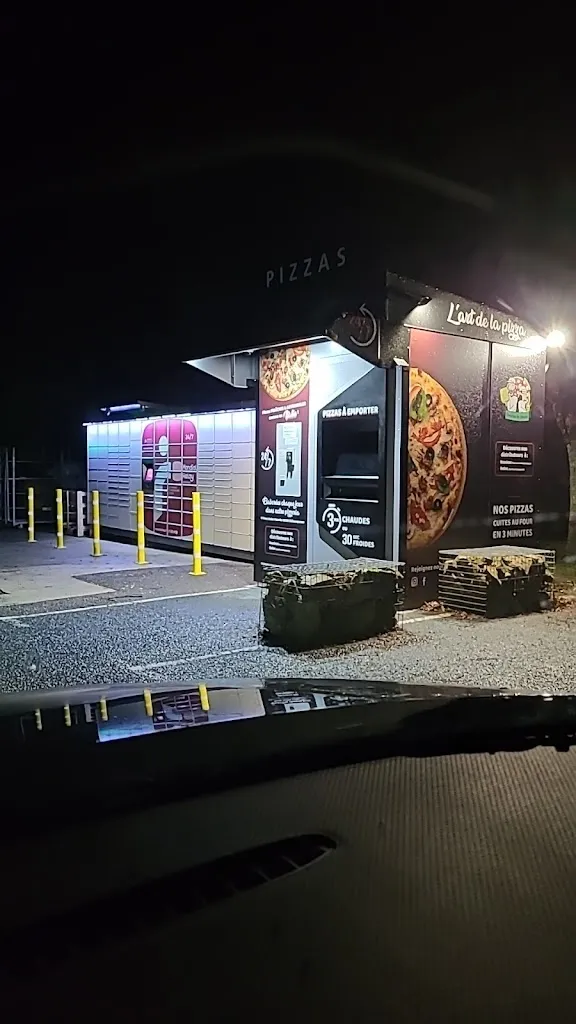 Constantin E_Distributeur La Piccola Châteauponsac_Châteauponsac_review