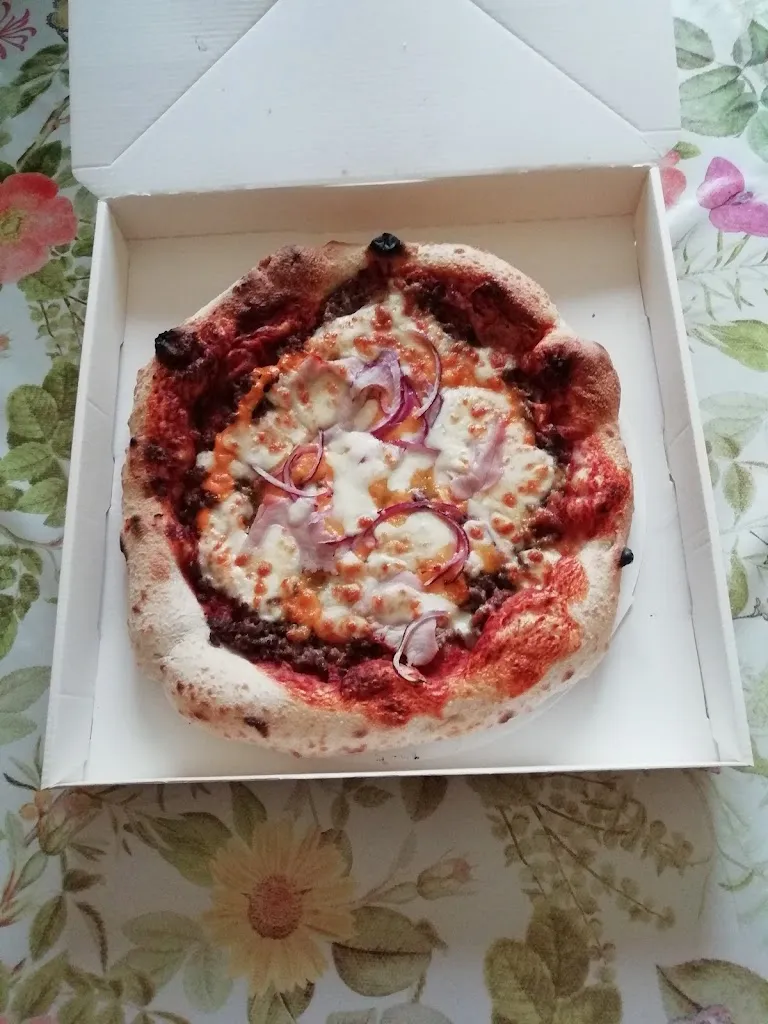 Distributeur La Piccola Châteauponsac_Châteauponsac_slider_image_3