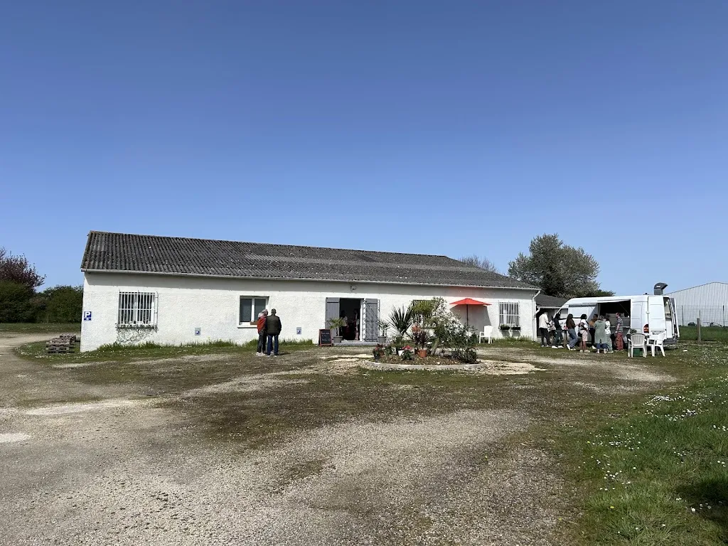 Ryan Walters_Jonction 42 Food truck et Marche_Chaunay_recensione