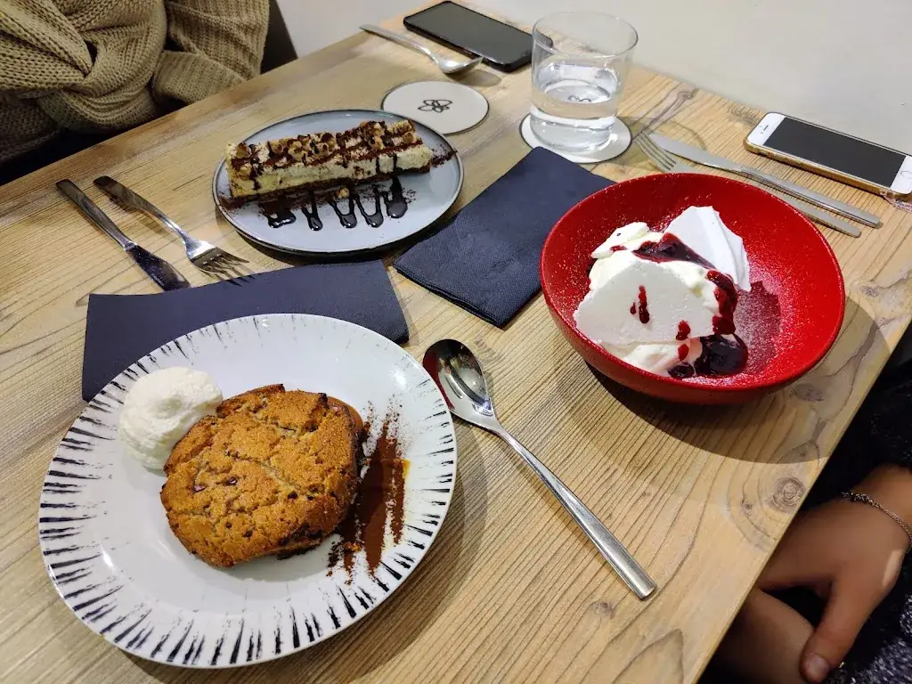 Poppa_Grenoble_slider_image_2