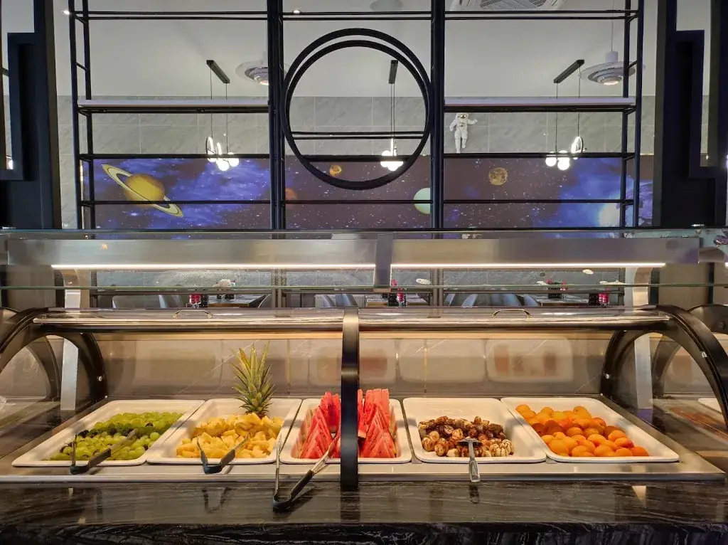 Le Shanghai_Chauray_slider_image_3