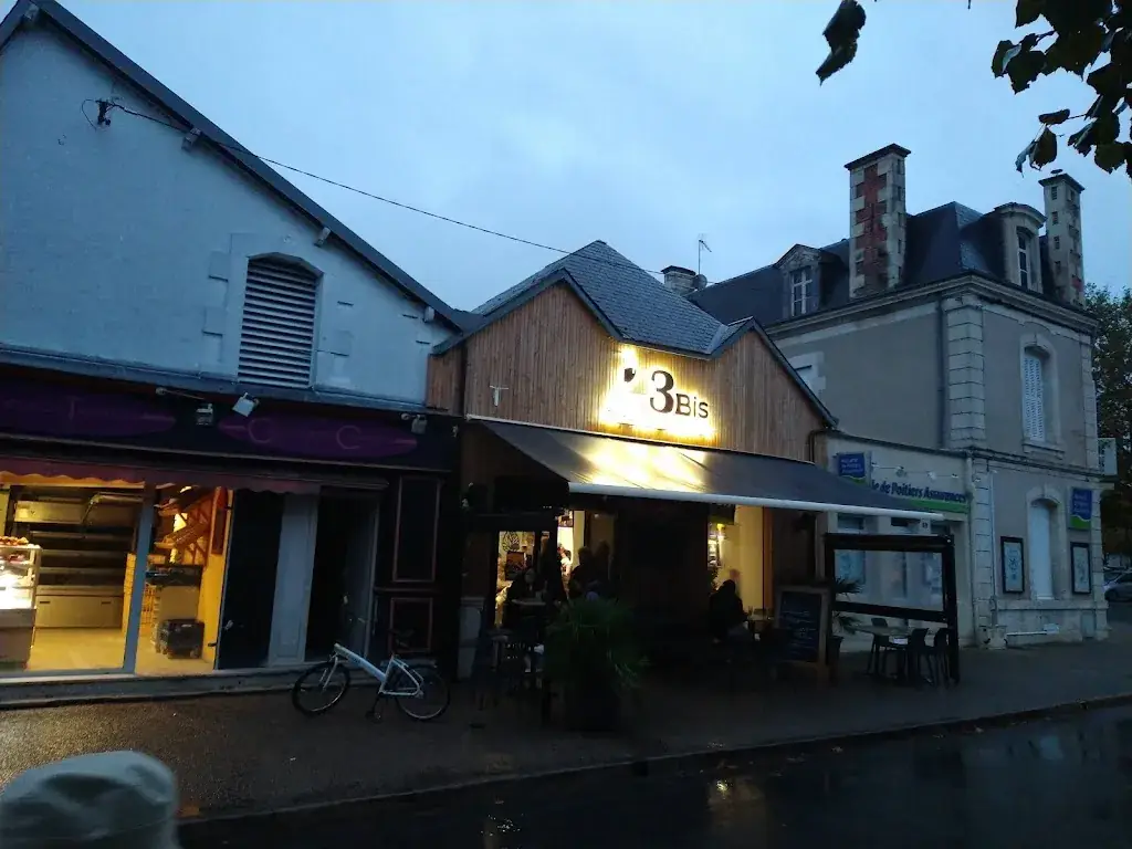 Phillip Spencer_Le 3 bis Chauvigny_Chauvigny_recensione