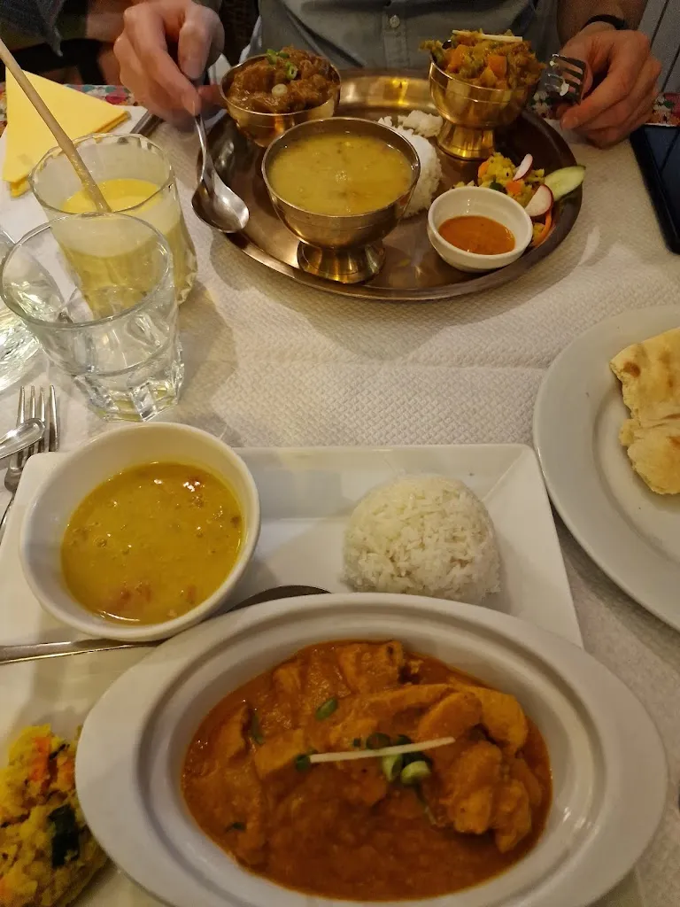 Bernice Ho_Restaurant Katmandou_Grenoble_review