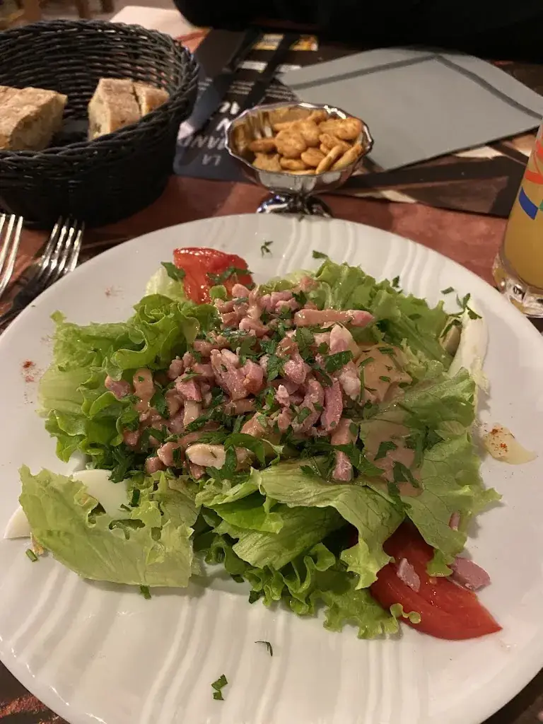 Letty Jones_L'écurie_Châtellerault_review