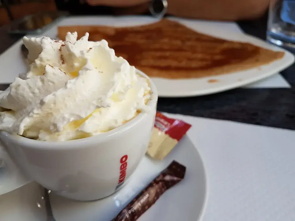 Katie Chuang_Creperie le Kerlouët_Châtellerault_review