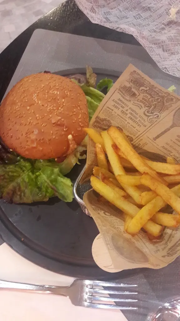 Julia Palomar_La Brasserie Chez Julien_Châtellerault_review