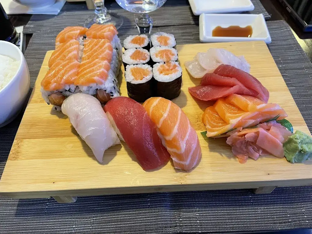 Faya Sushi_Châtellerault_slider_image_3