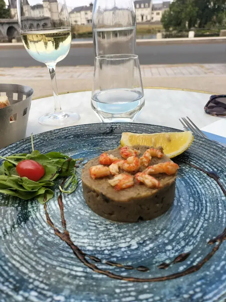 isa mar_L’Îlot Vin - Châtellerault_Châtellerault_recensione