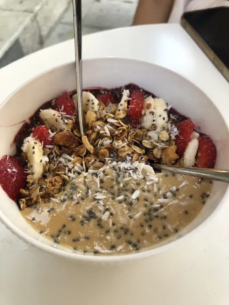 Alfred Francis_Natal_Grenoble_review