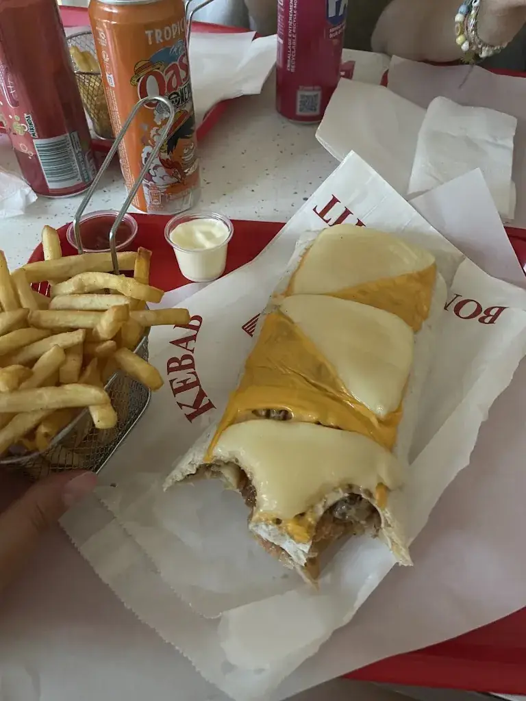 Sana Augel_Mc délice 86 chez Samir Et bachir_Châtellerault_review