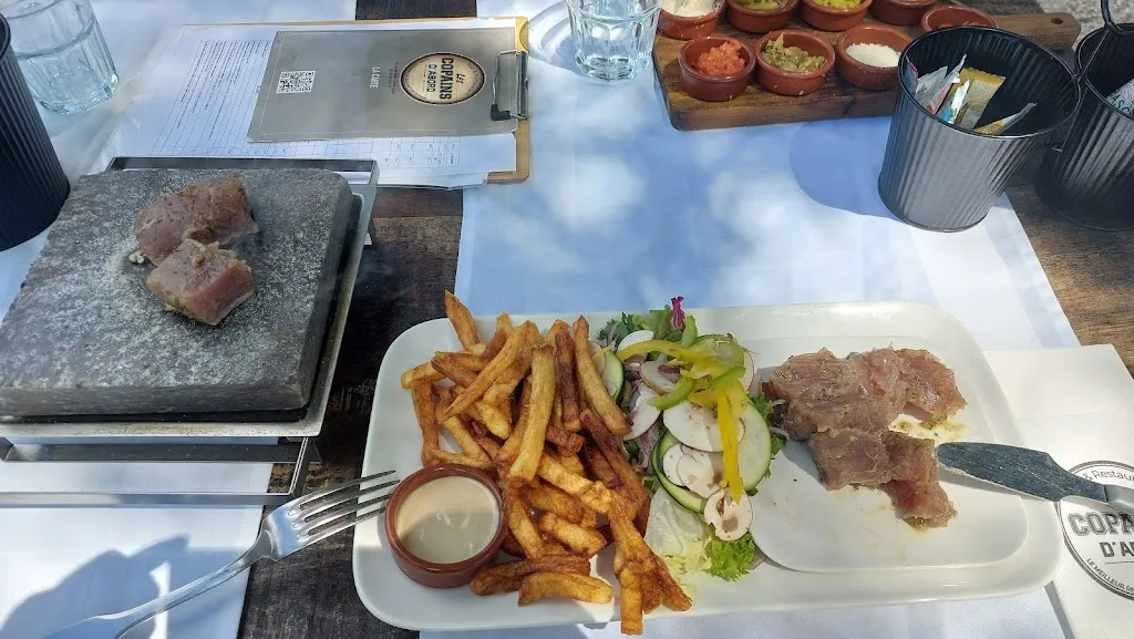 Shadi Khalaf_Les Copains d'Abord - Meilleur Restaurant Grillades Pierrade Cocktails avec Terrasse au Bord de l'Eau 16 Charente Cognac_Cognac_review