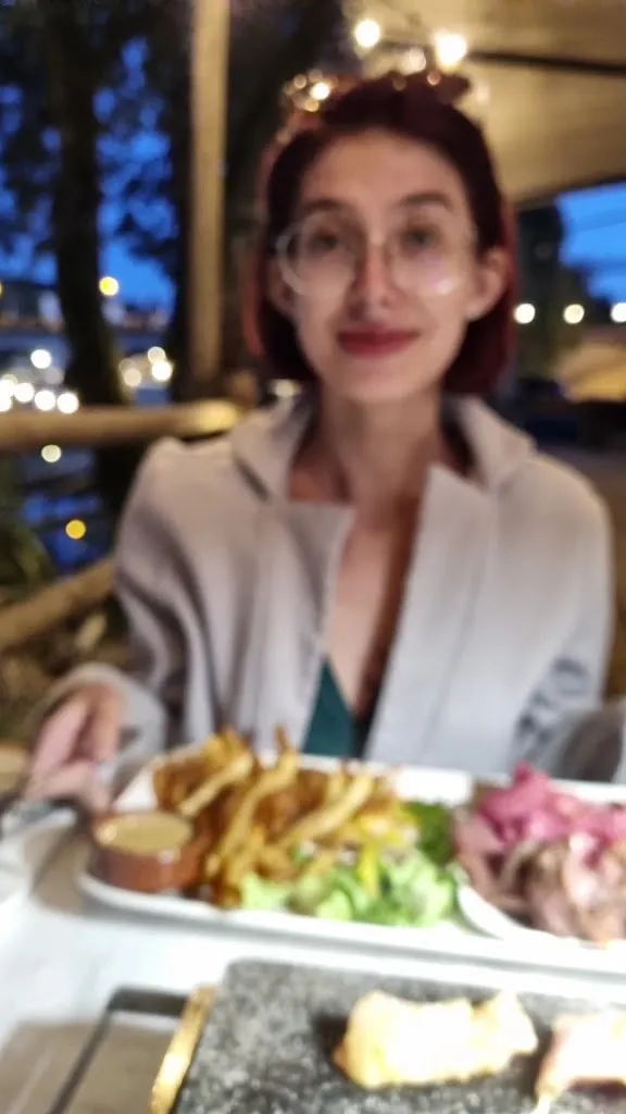 Les Copains d'Abord - Meilleur Restaurant Grillades Pierrade Cocktails avec Terrasse au Bord de l'Eau 16 Charente Cognac_Cognac_slider_image_2