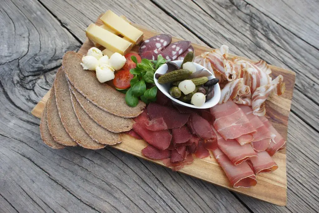 Auberge - Refuge La Vouivre_Vouvry_slider_image_3