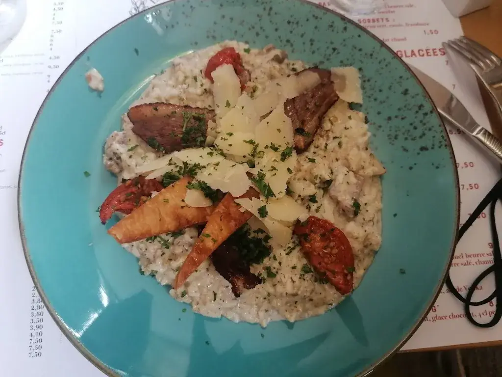 Elsie Noiré_La Scala Cognac_Cognac_review