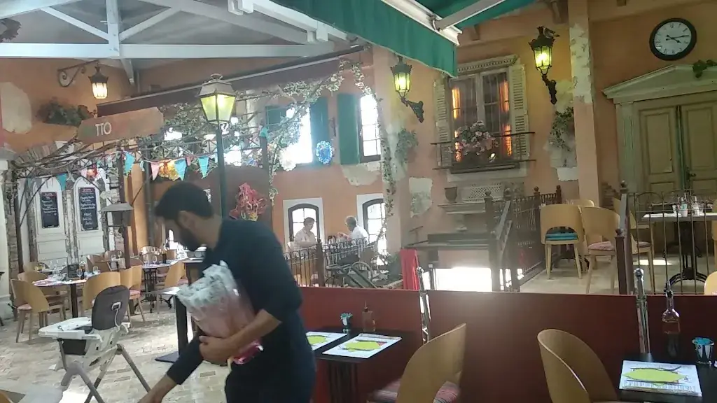 La Scala Cognac_Cognac_slider_image_2