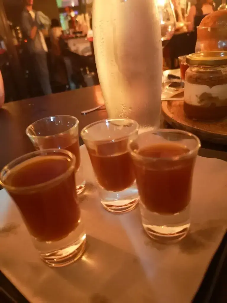 Manue Nogues_Le Vinivore_Agen_recensione