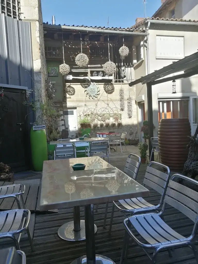 Le Lich'Bar_Civray_slider_image_3