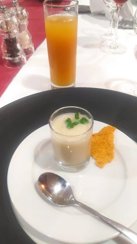 Menu_Restaurant Earth Delights_Civray_image_1