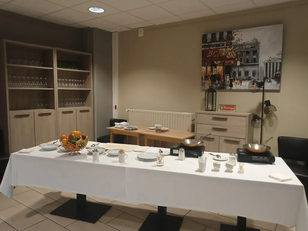 Restaurant Earth Delights_Civray_slider_image_1