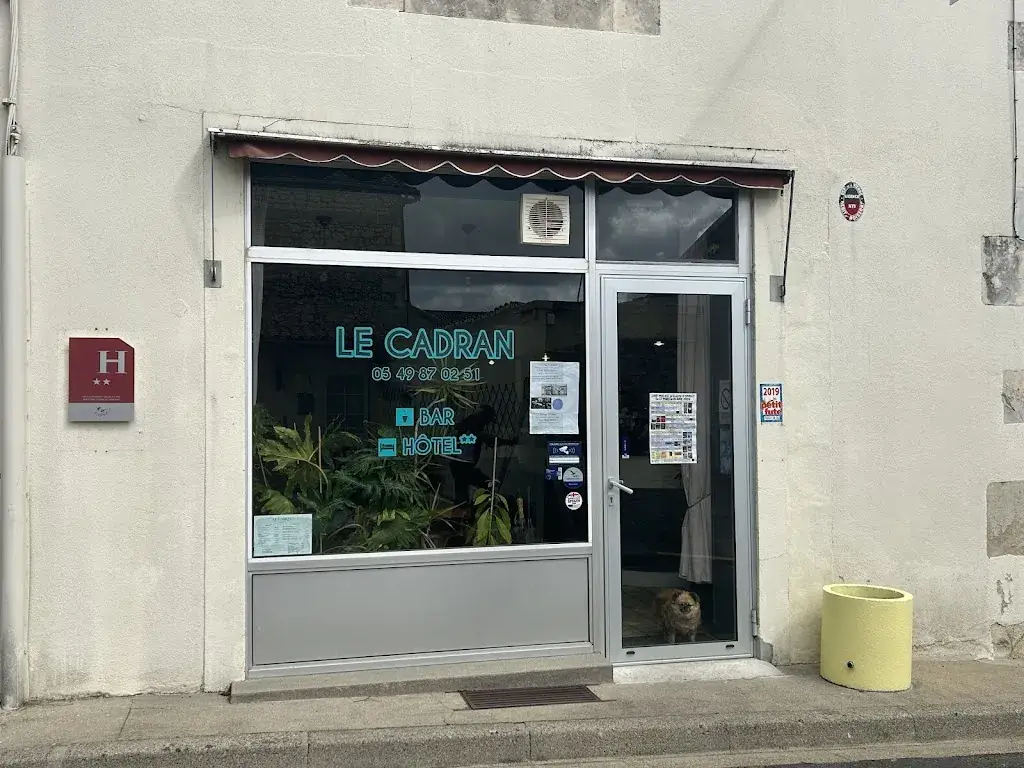 Hôtel Le Cadran_Civray_slider_image_1