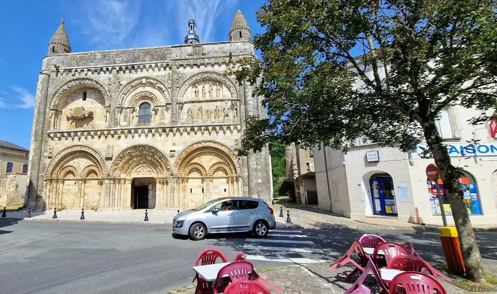 Café Le Commerce_Civray_slider_image_3