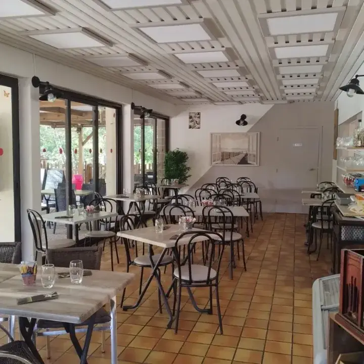 Resto'fil de l'O restaurant in Savigné