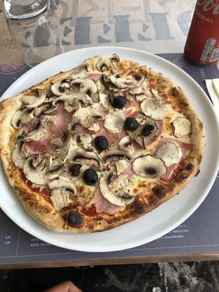 courchinoux james_La Pizza Maestria_Condat-sur-Vienne_review