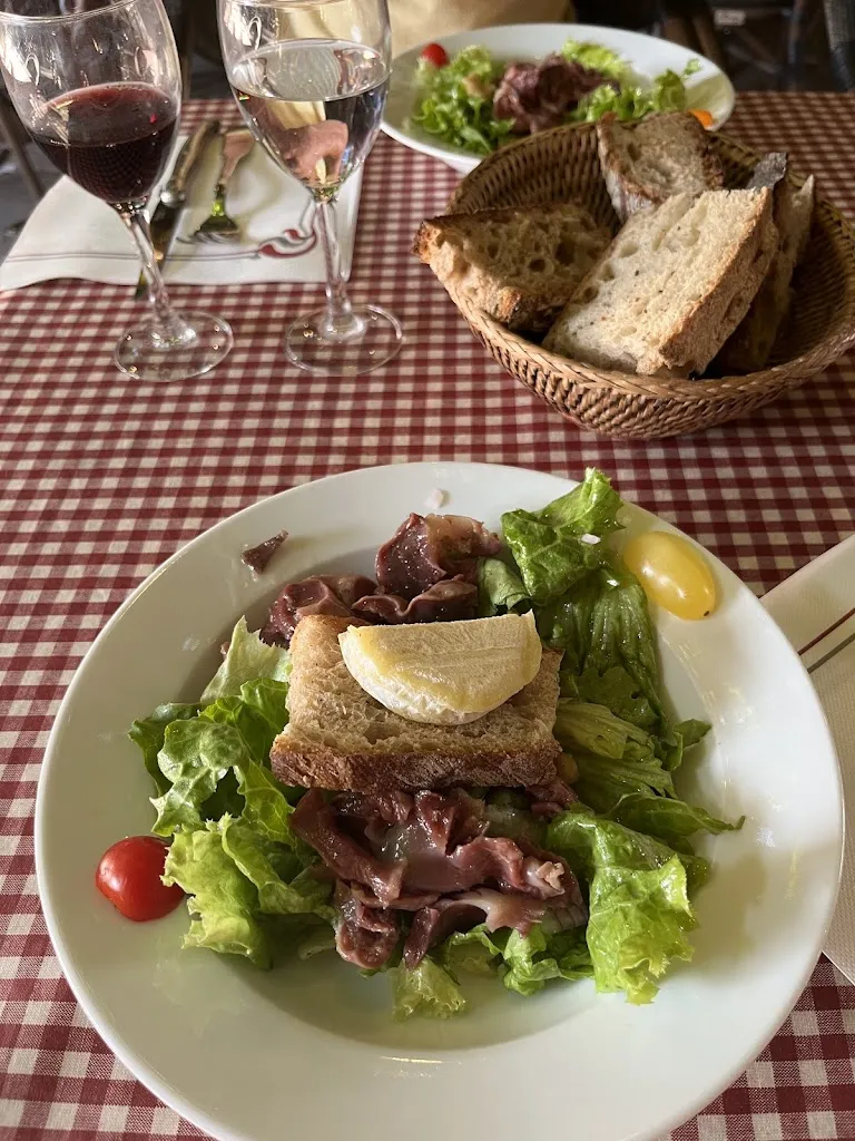 Alina Moreau_Le Cantou_Collonges-la-Rouge_review