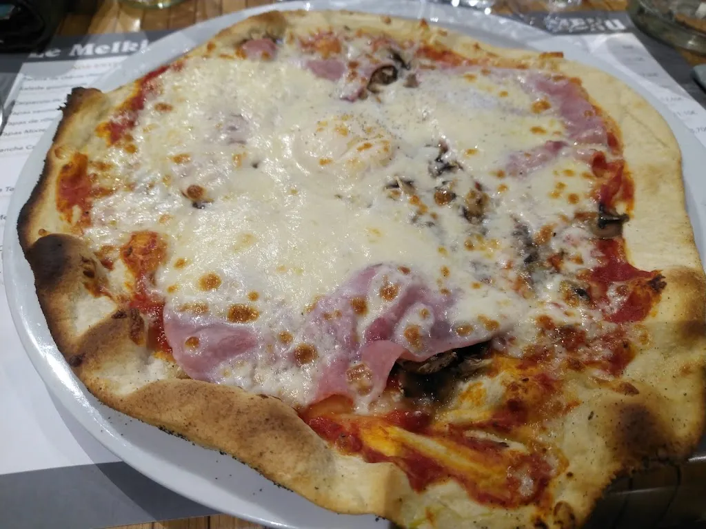 Tako Blokker_Le Melkinn’s_Valence-en-Poitou_review