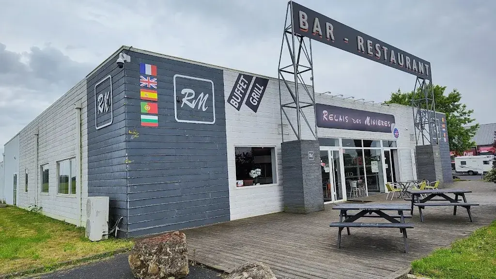 Deyan Marinov_BAR-RESTAURANT Le Relais des Minières_PAYRE_review