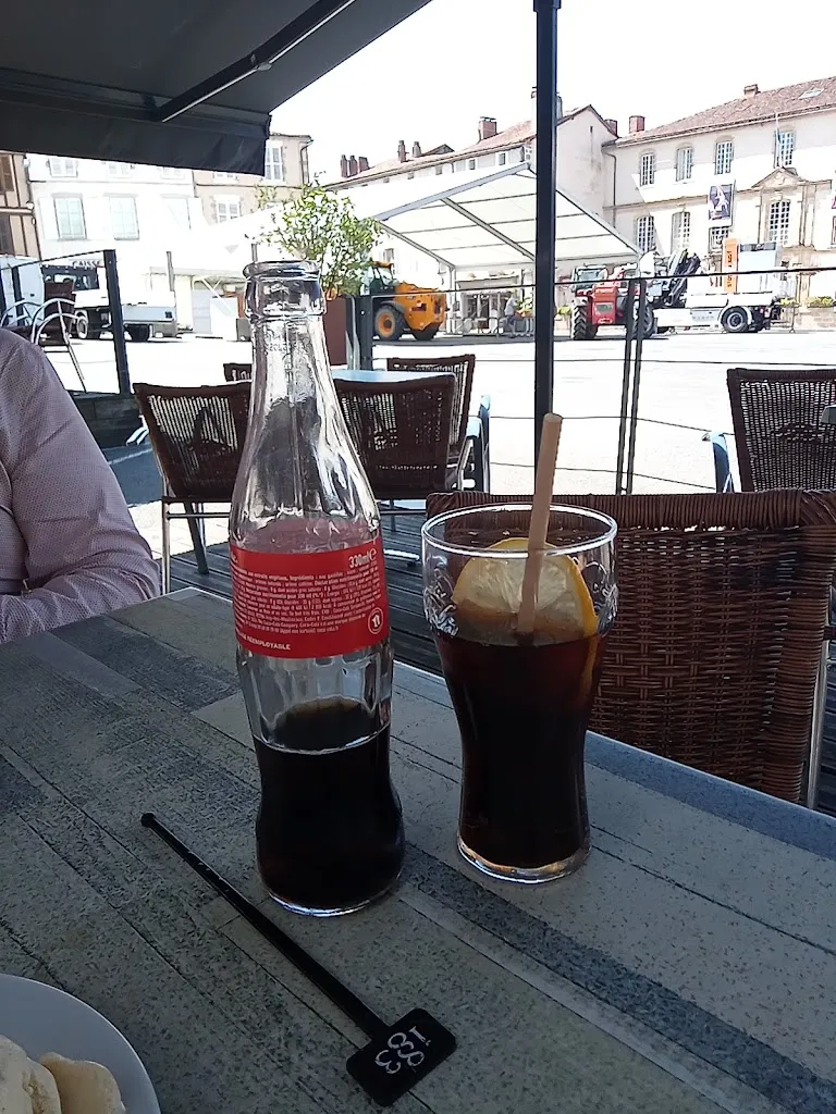 Harry Cordon_Cafe Des Sports_Confolens_review