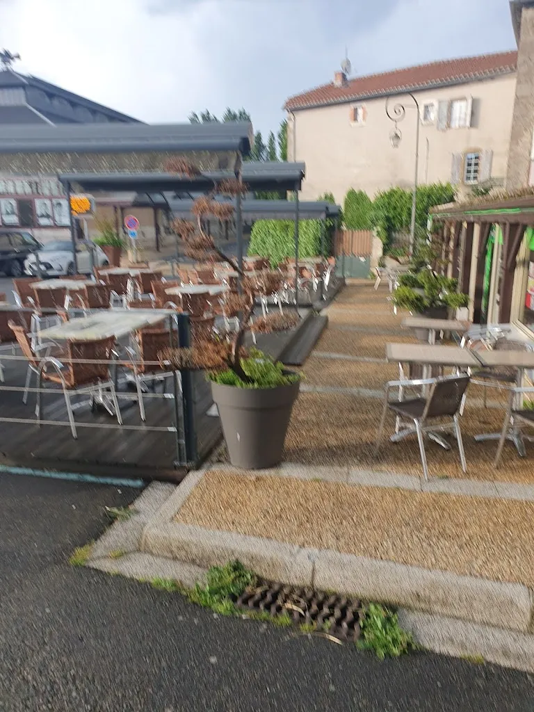 Cafe Des Sports ristorante a Confolens