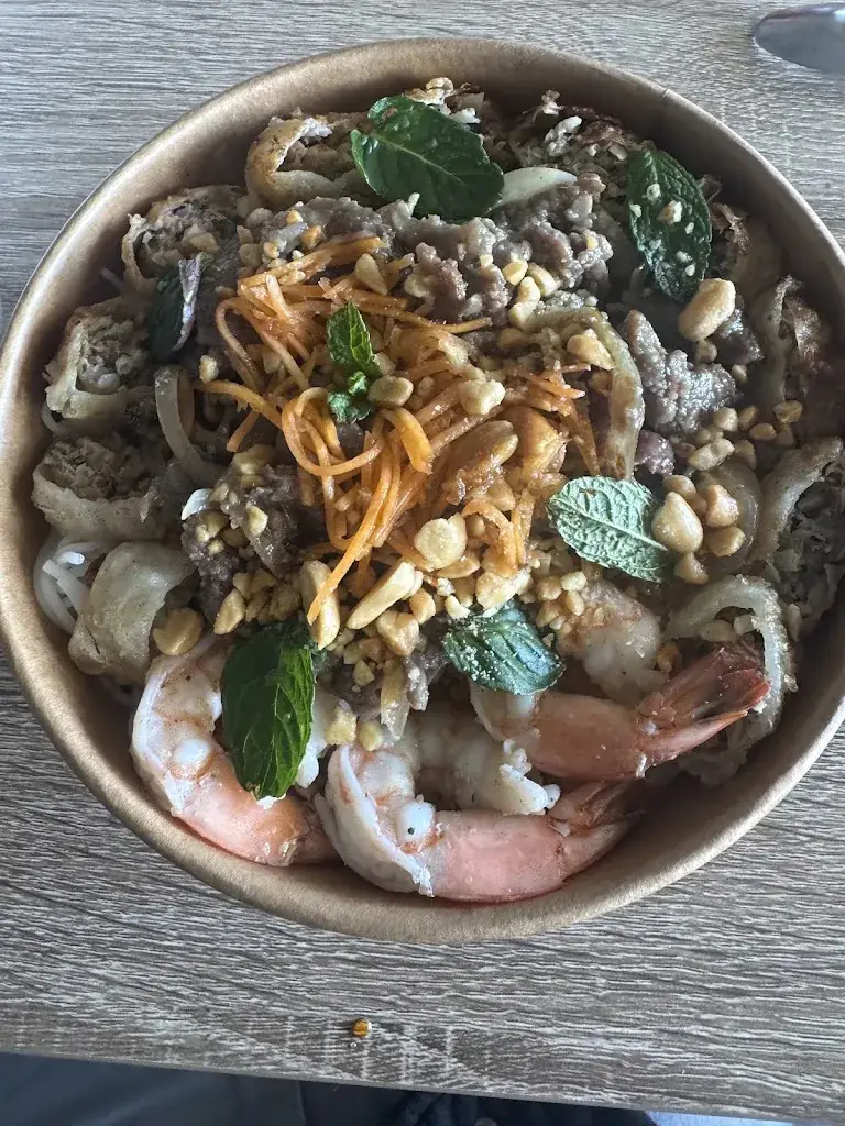 s Skai_Plats à emporter - Traiteur SAM' ANGKOR_Roche-sur-Foron_review