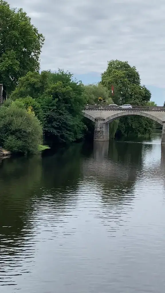 Logis Hôtel Emeraude_Confolens_slider_image_2