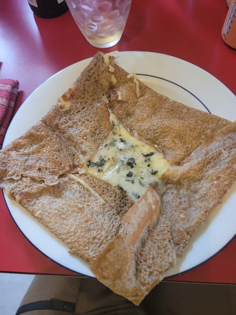 Herman Russeil_Chez Kalou_Courlay_review