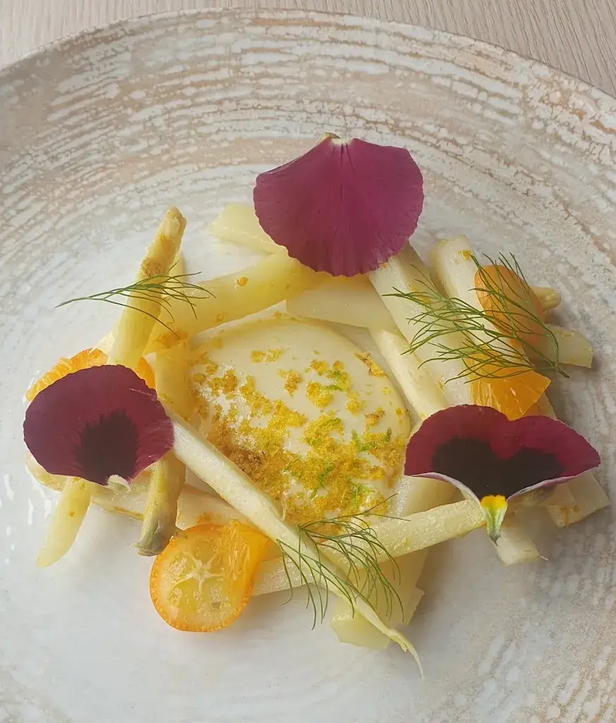 Thierry CAILLON_Entre Terre et Mer_Tour-de-Salvagny_review