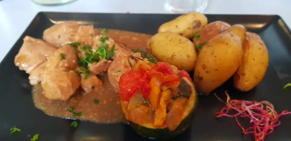 Menu_Tour de Table_Tour-en-Jarez_image_5