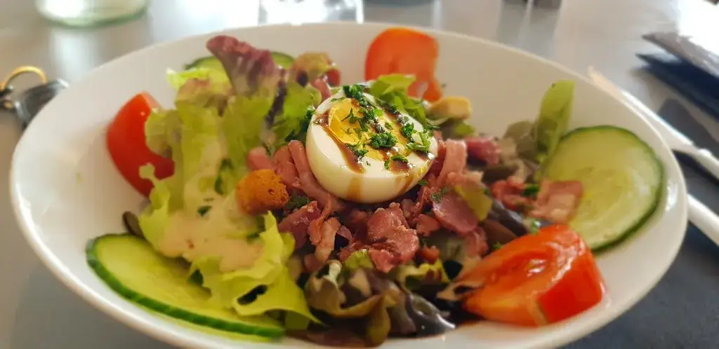 Tour de Table_Tour-en-Jarez_slider_image_2