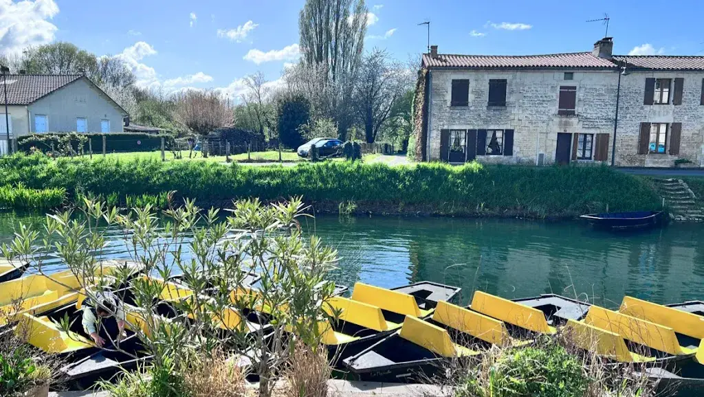 Embarcadère La Pigouille restaurant in Coulon