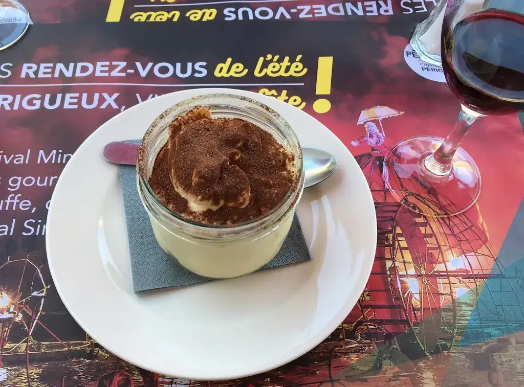 Gengyu Shi_Le Pavé Restaurant_Bergerac_review