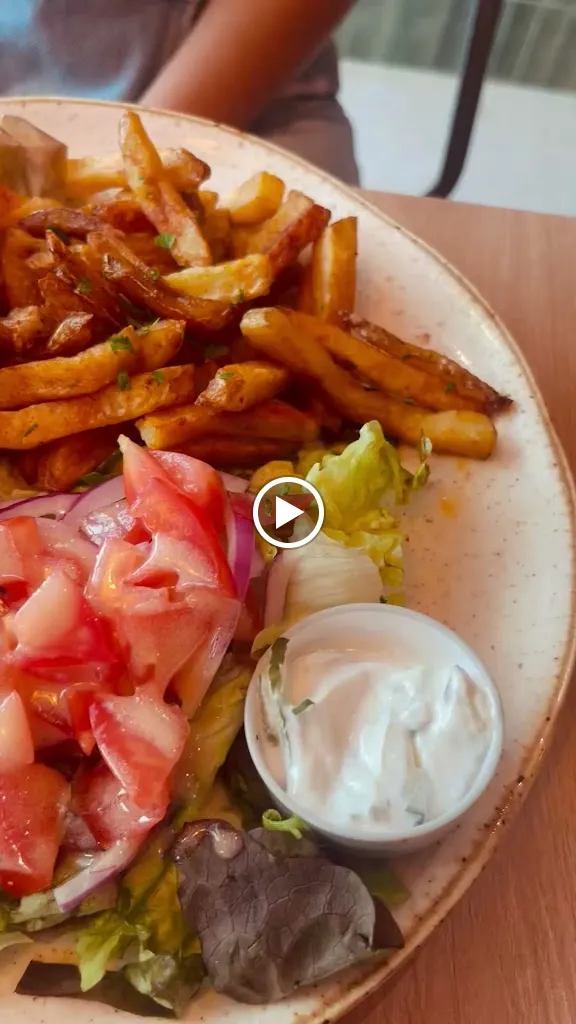 Mythos Cuisine_Bergerac_slider_image_2