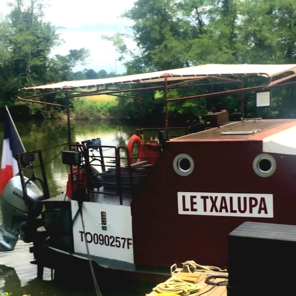 LE TXALUPA Bateau Restaurant restaurant in Coutras