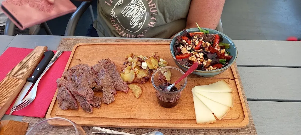 LE TXALUPA Bateau Restaurant_Coutras_slider_image_3