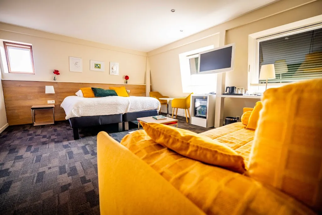 Hôtel Restaurant SPA La Rochette Logis_Labaroche_slider_image_2