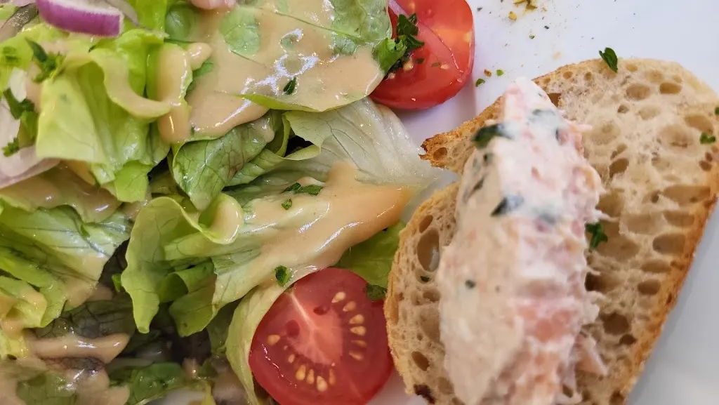 Debbie Tuck_Domaine du Moulin Authier_Coussac-Bonneval_review